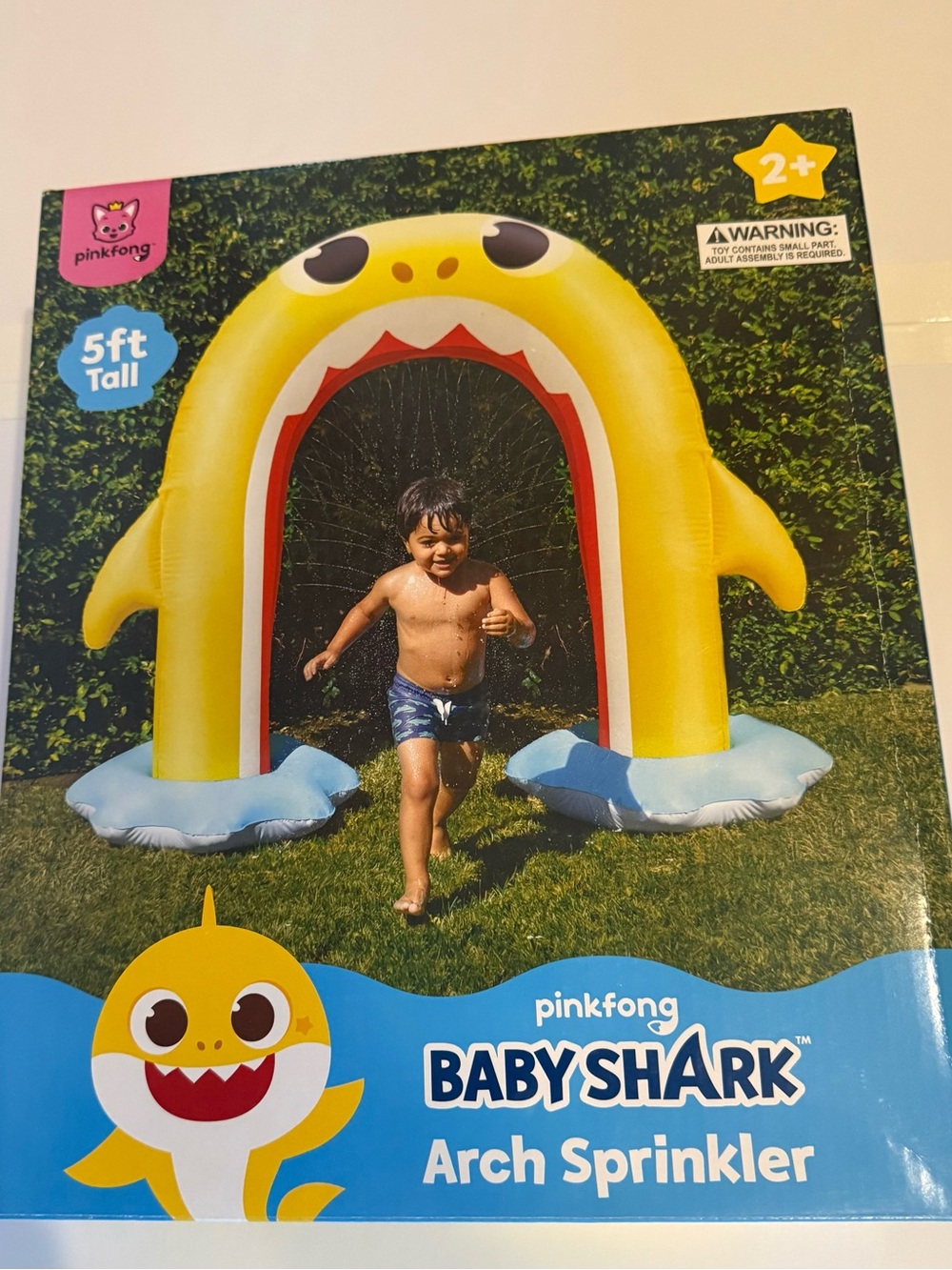 Pinkfong Baby Shark Yellow Arch Sprinkler